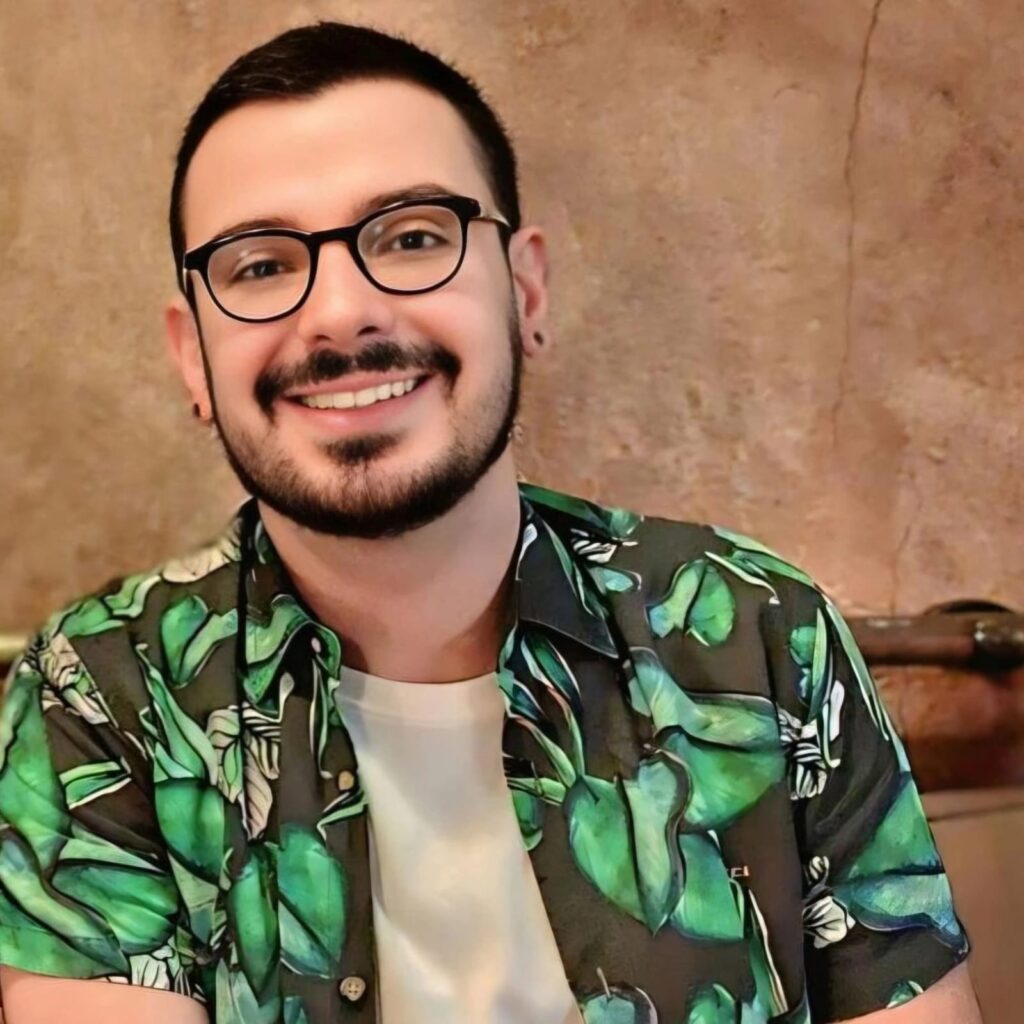 Renan Rhigi - Professor de Espanhol